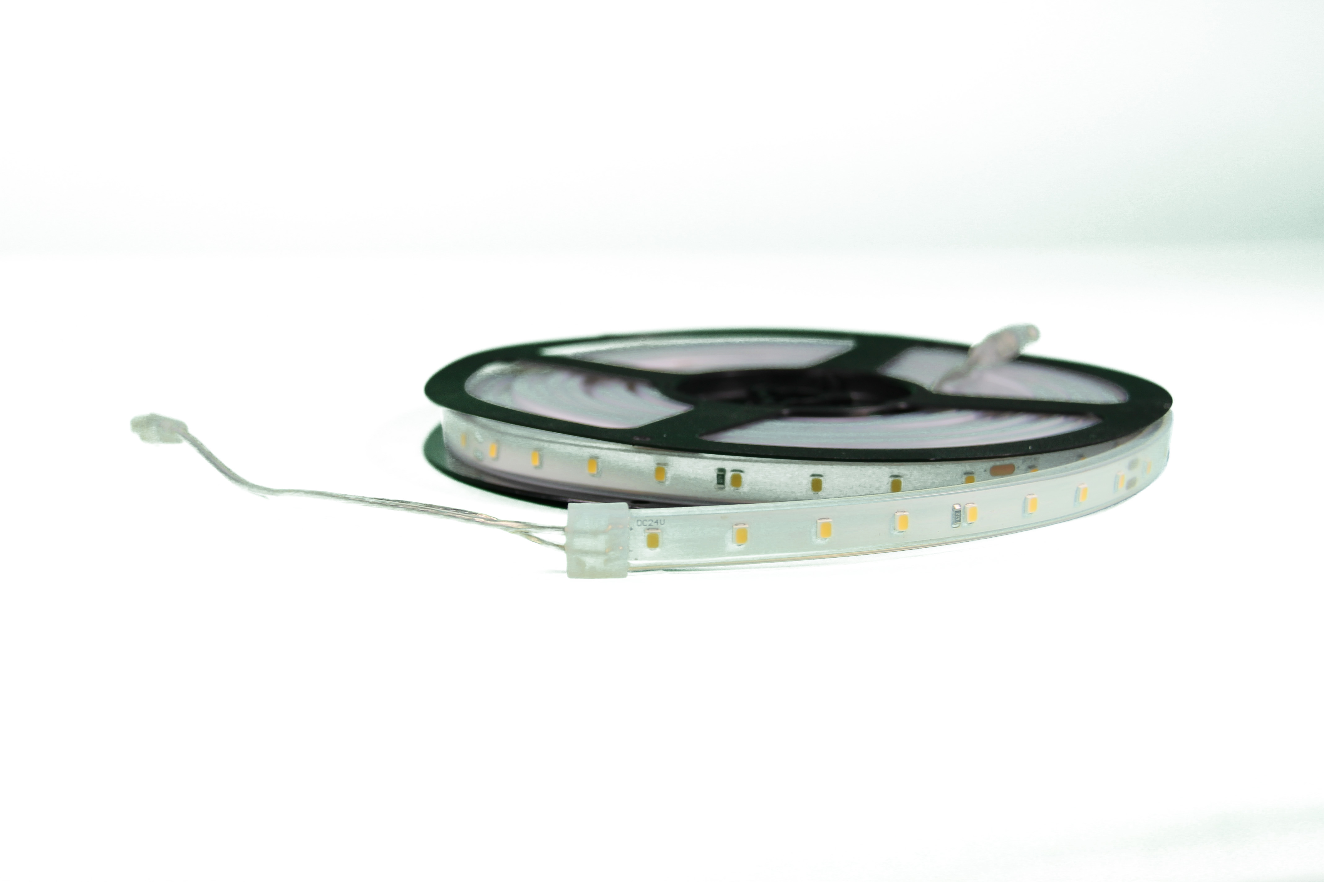 LED strip 24V-3000K CRi80 3,8W 5m IP65